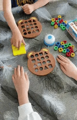 Montessori Bear Geometry Puzzle & Dreamy Playful Daisies